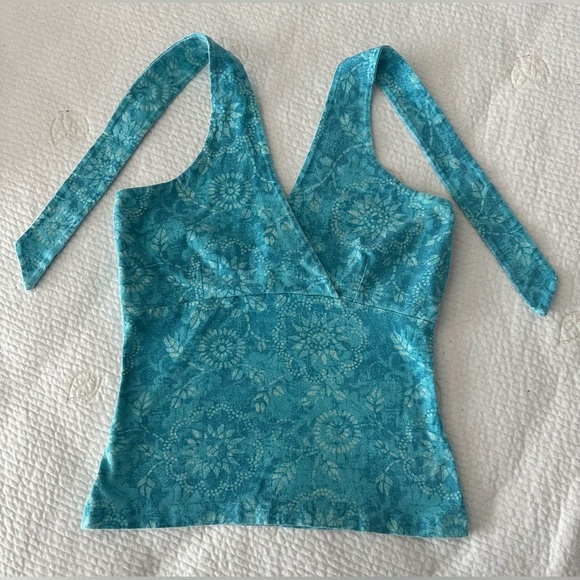 Energie: Y2K Halter Top - Size Large (Juniors) - Picture 3 of 10